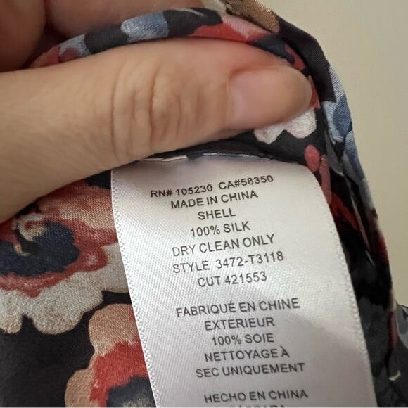 Joie Barba Stingray Floral Print Silk Blouse - Picture 6 of 9